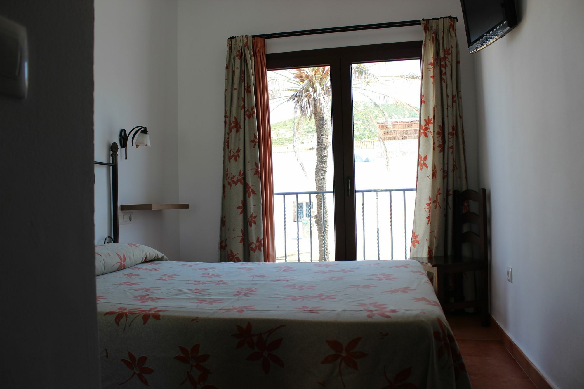 Hostal Jadraza Zahara de los Atunes Bagian luar foto